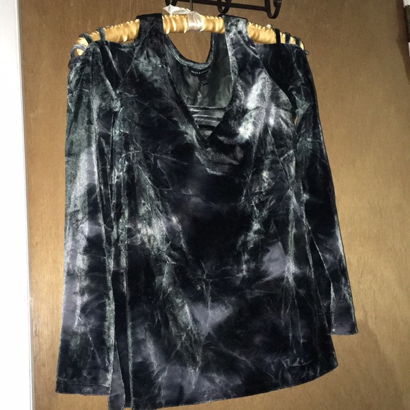 Rock & Rebel Gray Velvet Sexy Cut Out Top - Picture 2 of 4